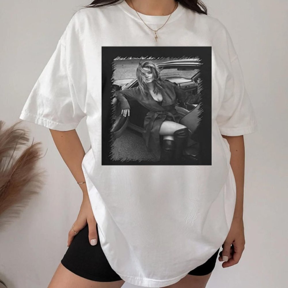 Shania Twain Graphic Tee Shirt